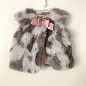 3/$10 Cynthia Rowley Girls Faux Fur Vest
